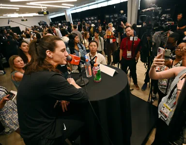 Clark’s whirlwind All-Star weekend: Meeting Obama, getting buckets